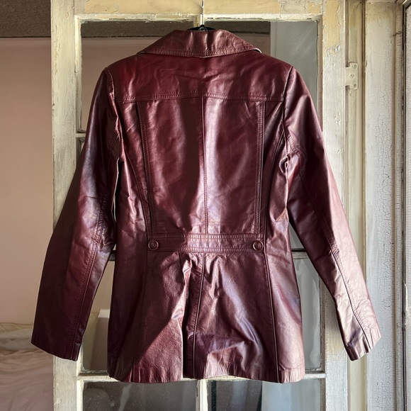 Genuine Leather Maroon Collared Long Sleeve Button Down Leather Blazer Jacket - Picture 2 of 5